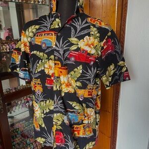 Styled By RJC Made in Hawaii Short Sleeve Button Up Men’s Shirt Size L